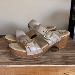 Dansko Sophie Leather Taupe Sand Dollar Double Adjustable Strap Open Toe Clog Si